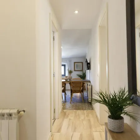 Bravissimo Abeuradors, 3 Bedrooms In The Barri Vell *