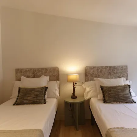 Bravissimo Abeuradors, 3 Bedrooms In The Barri Vell