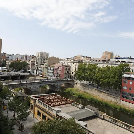 アパート Bravissimo Abeuradors, 3 Bedrooms In The Barri Vell ジローナ