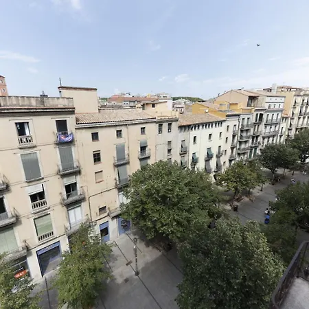アパート Bravissimo Abeuradors, 3 Bedrooms In The Barri Vell ジローナ