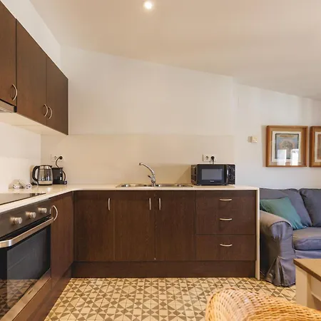 Apartment Bravissimo Abeuradors, 3 Bedrooms In The Barri Vell