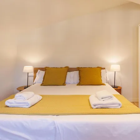 Apartment Bravissimo Abeuradors, 3 Bedrooms In The Barri Vell *